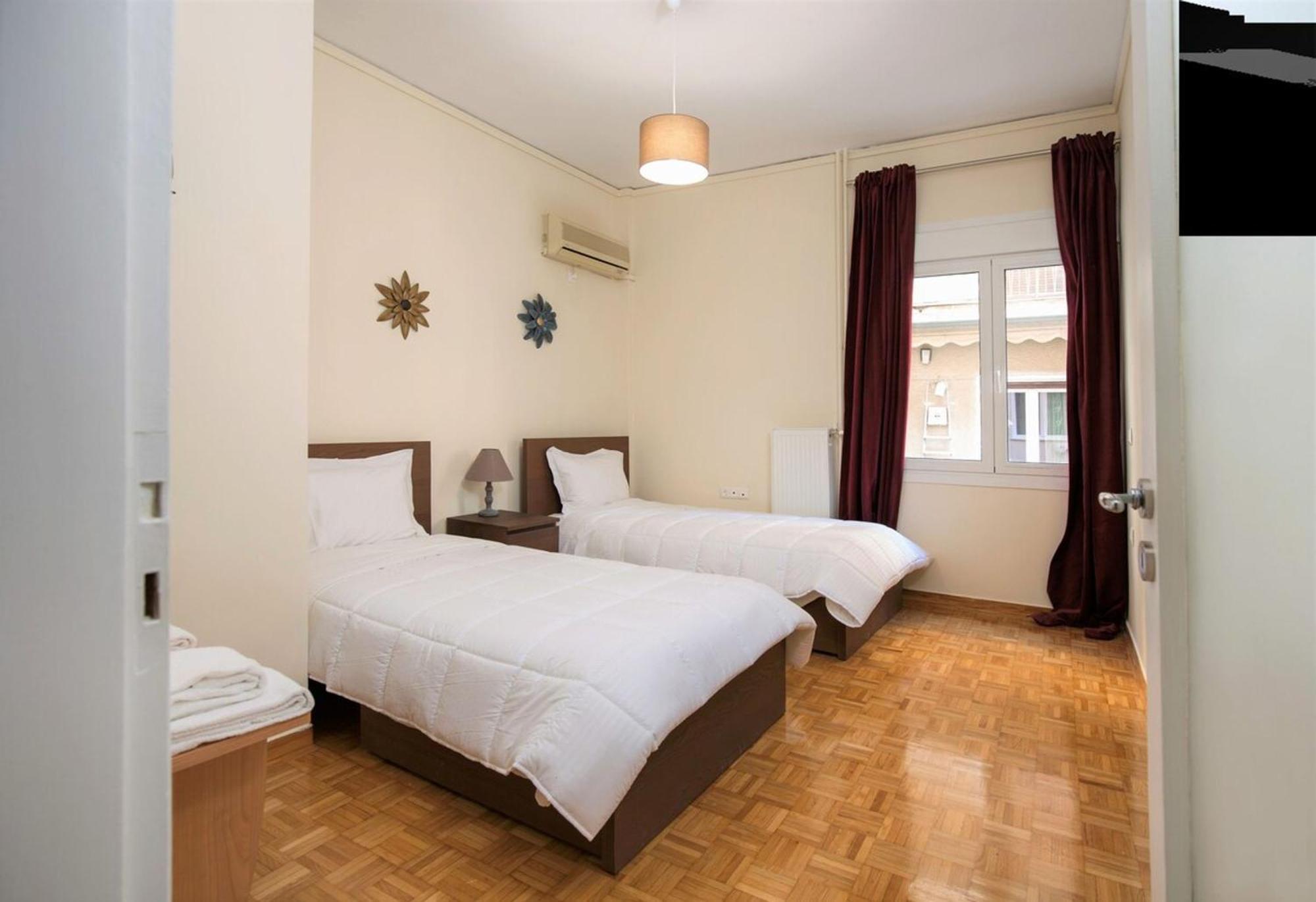 Peaceful Renovated Apartment Near Lycabettus Hill Atenas Exterior foto